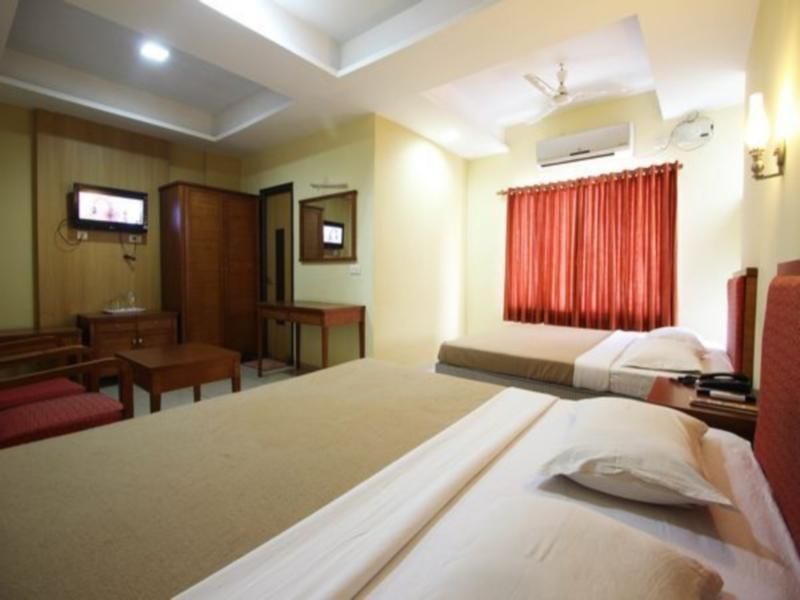 Deluxe Four Bedded Room