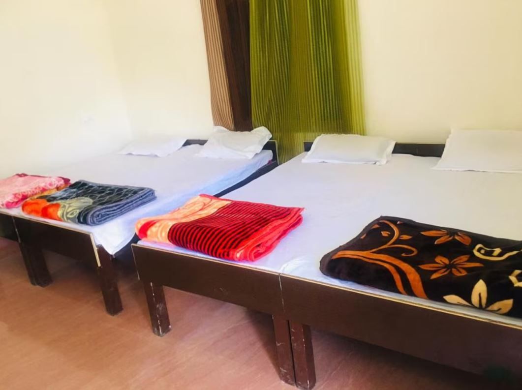 Deluxe Double Bedroom
