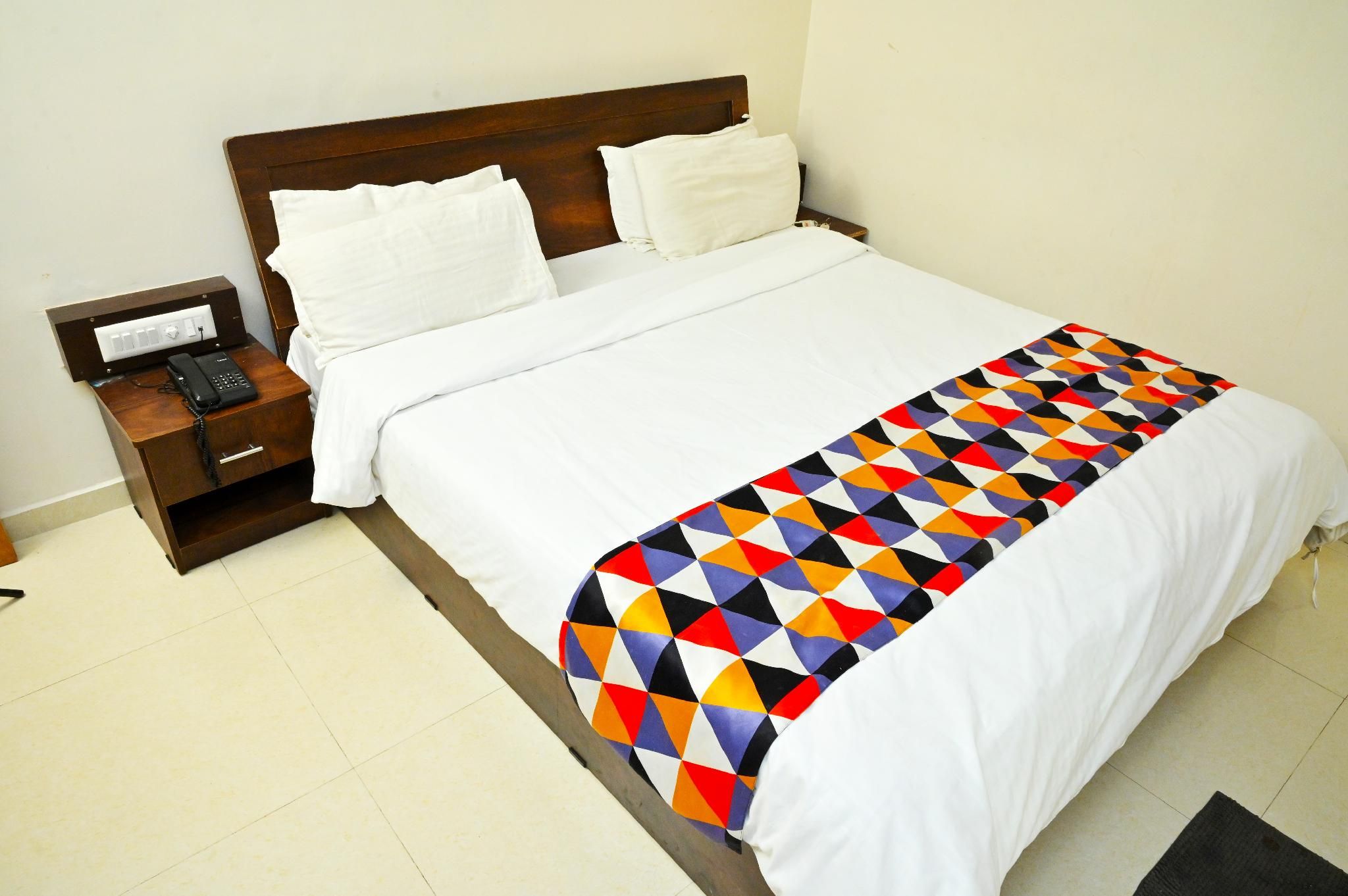 Hotel Blue Leaf