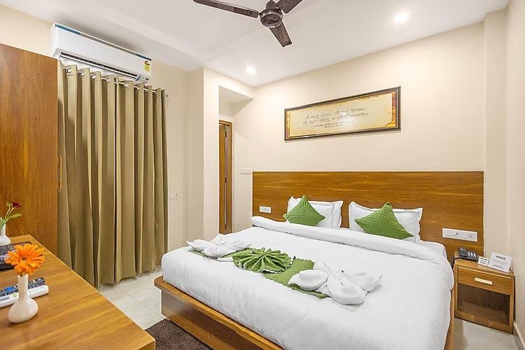 Executive Queen Room