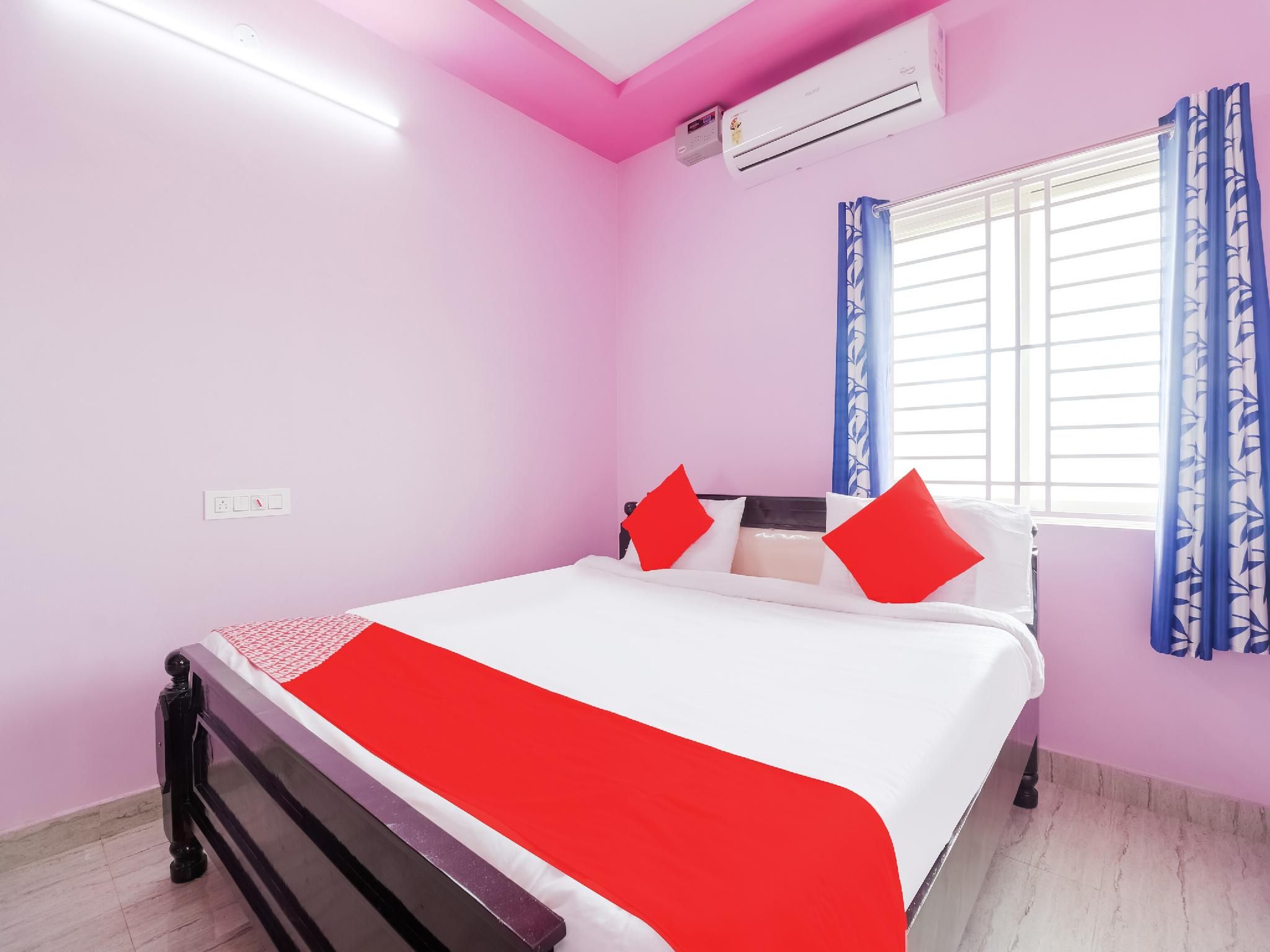 Deluxe Double or Twin