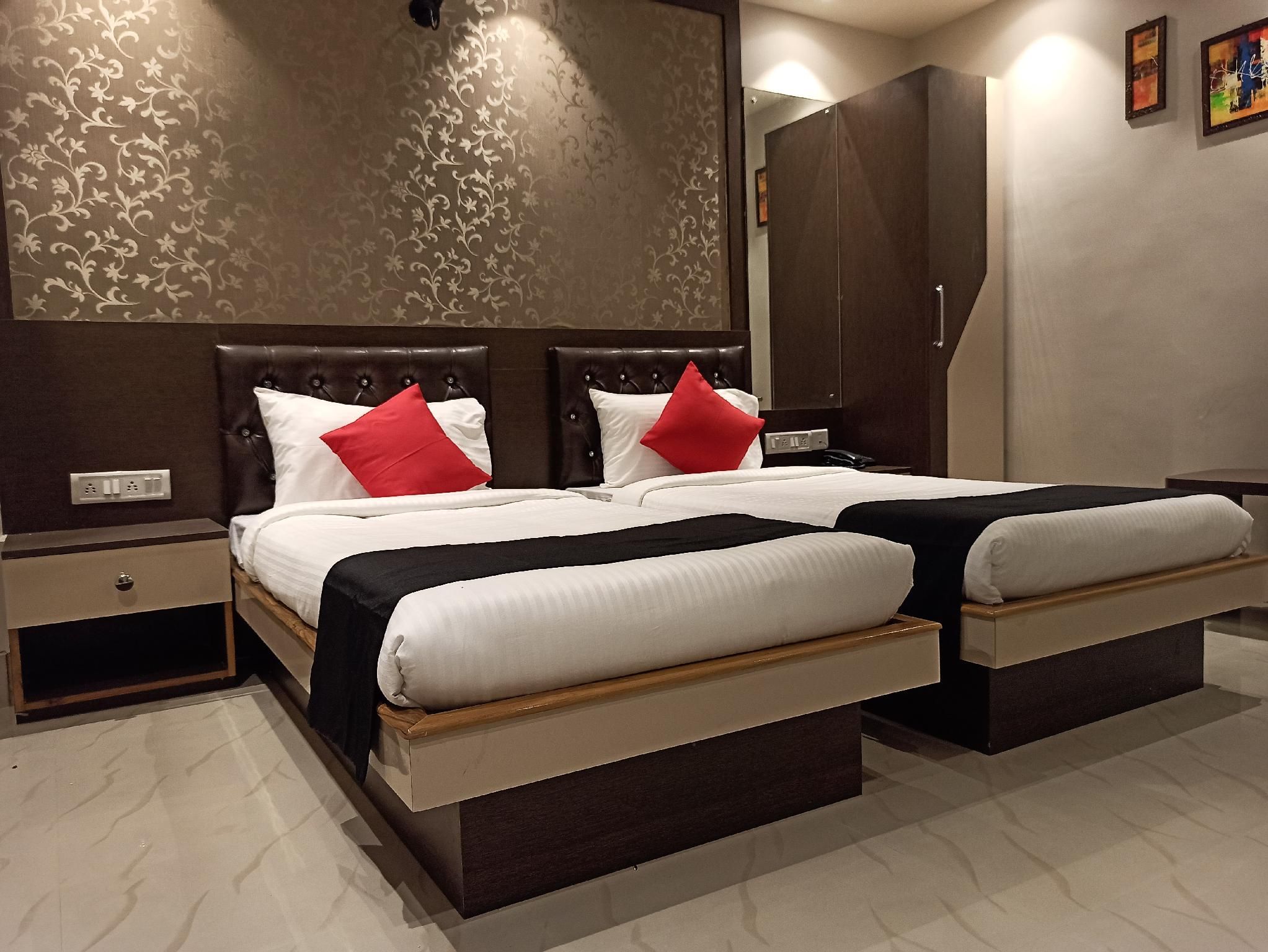 Superior Room with 2 Double Beds