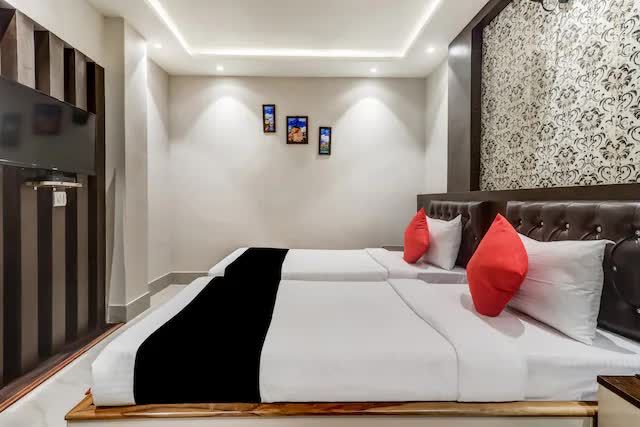 Hotel Ganga Residency Exexutive 3