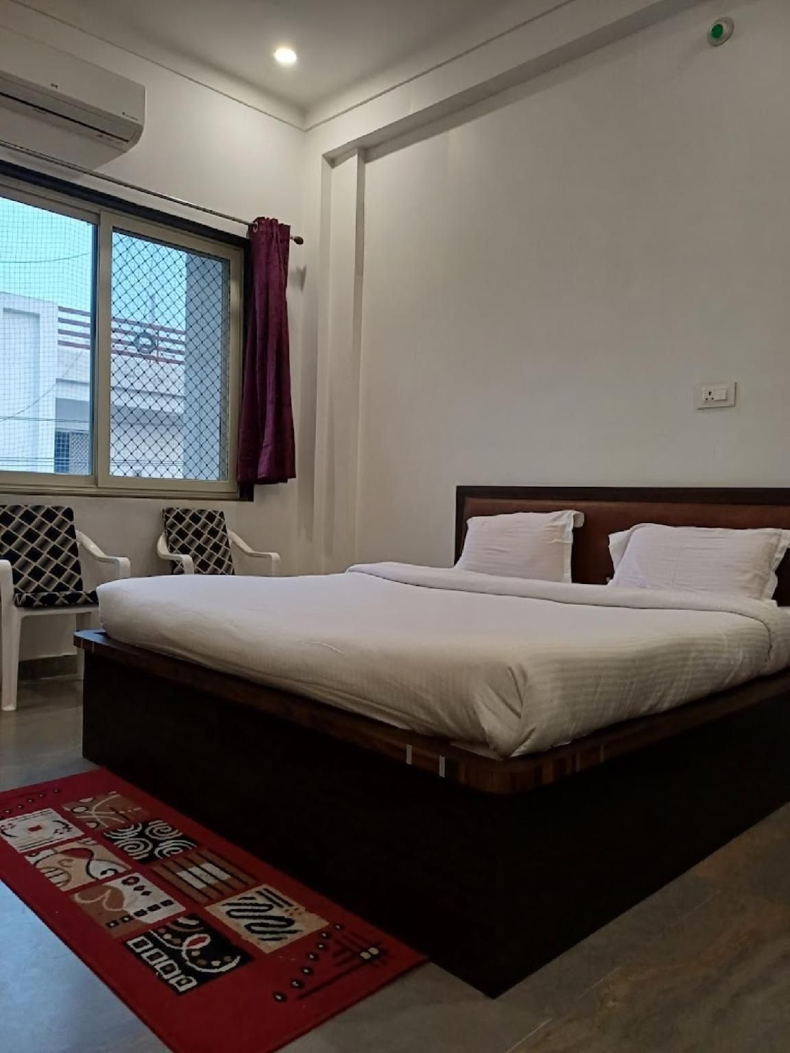 Deluxe Single Room
