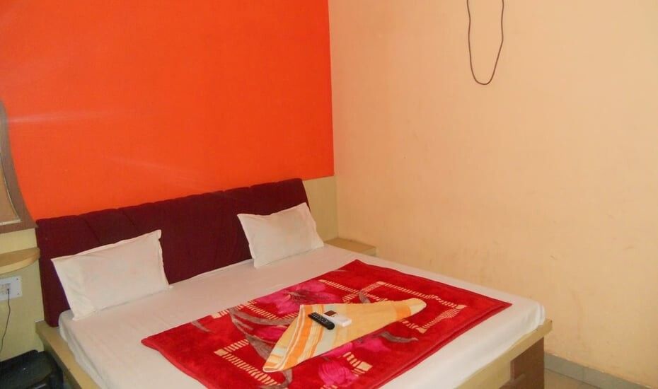 Deluxe Double Bedroom