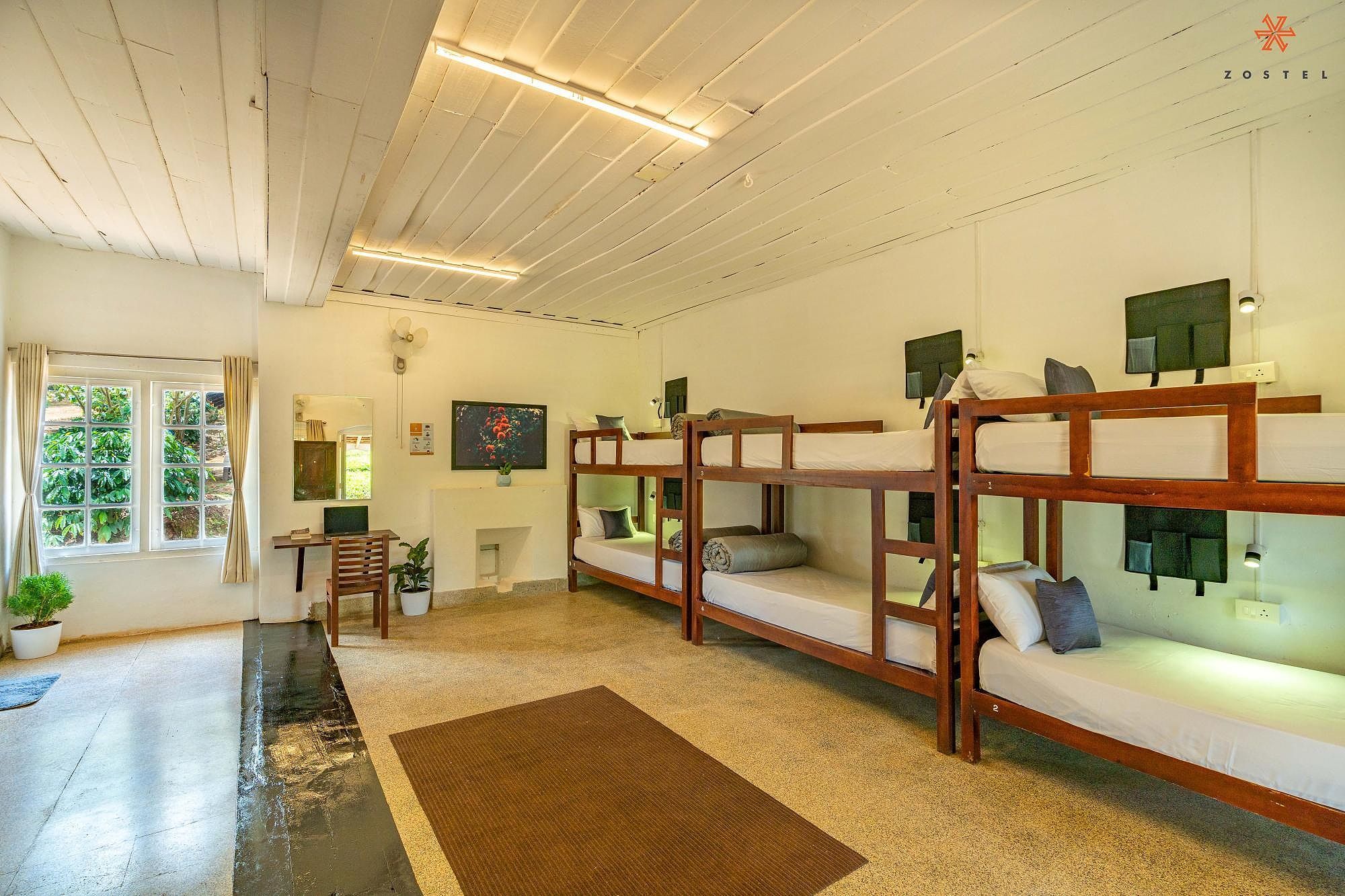 1 Person in 8-Bed Dormitory with En-Suite - Mixed
