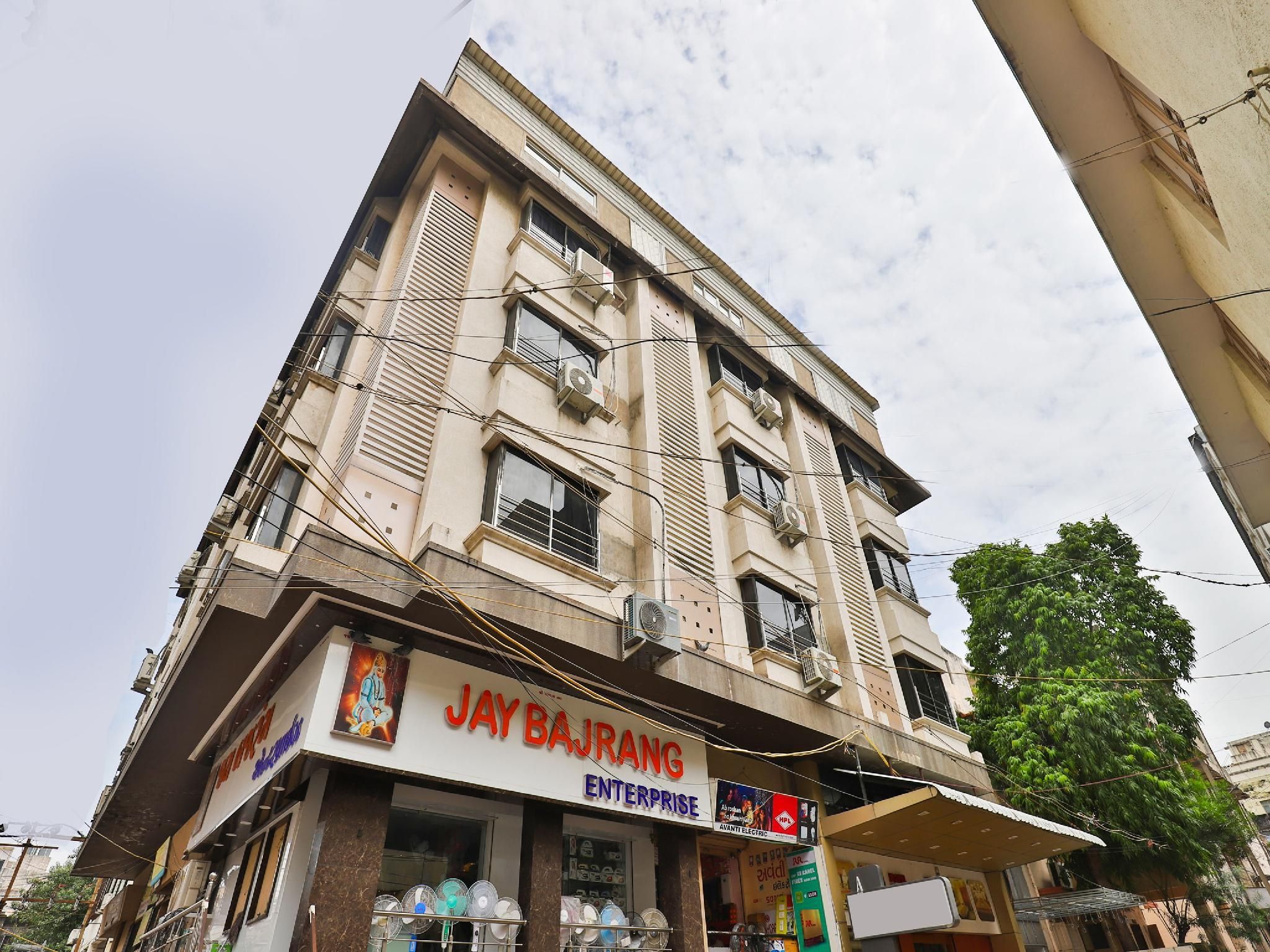 OYO 18373 Hotel Europa Inn