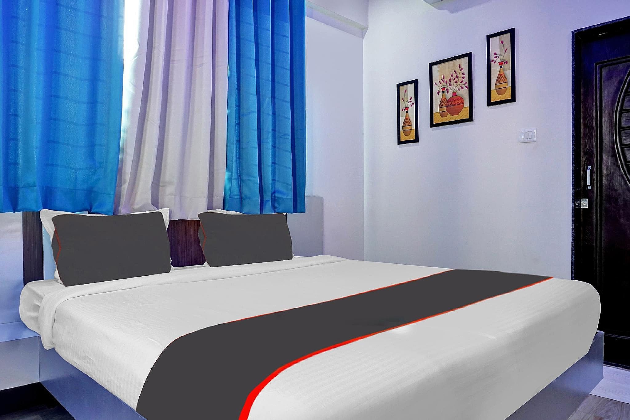 Deluxe Double or Twin