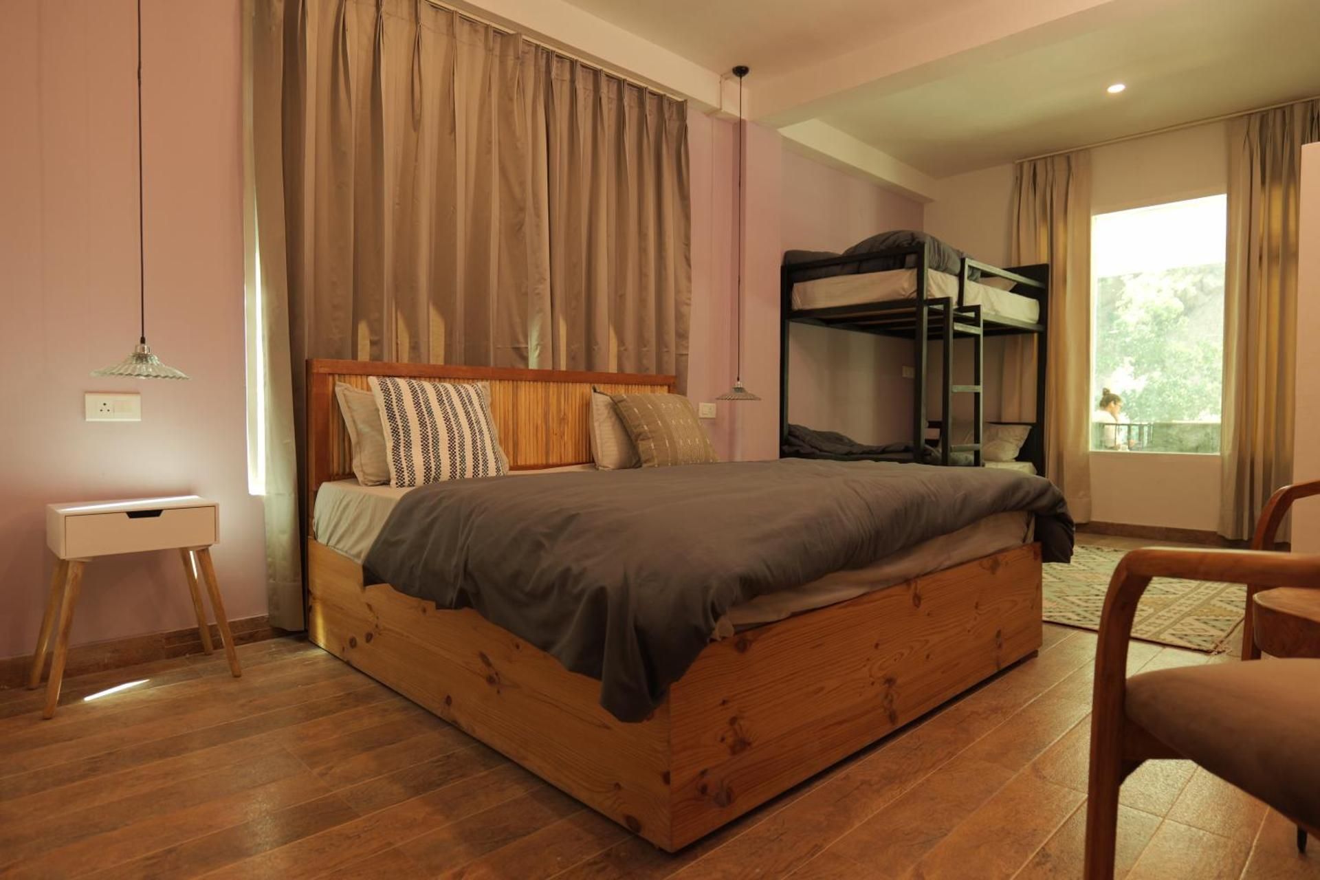 Quad Room