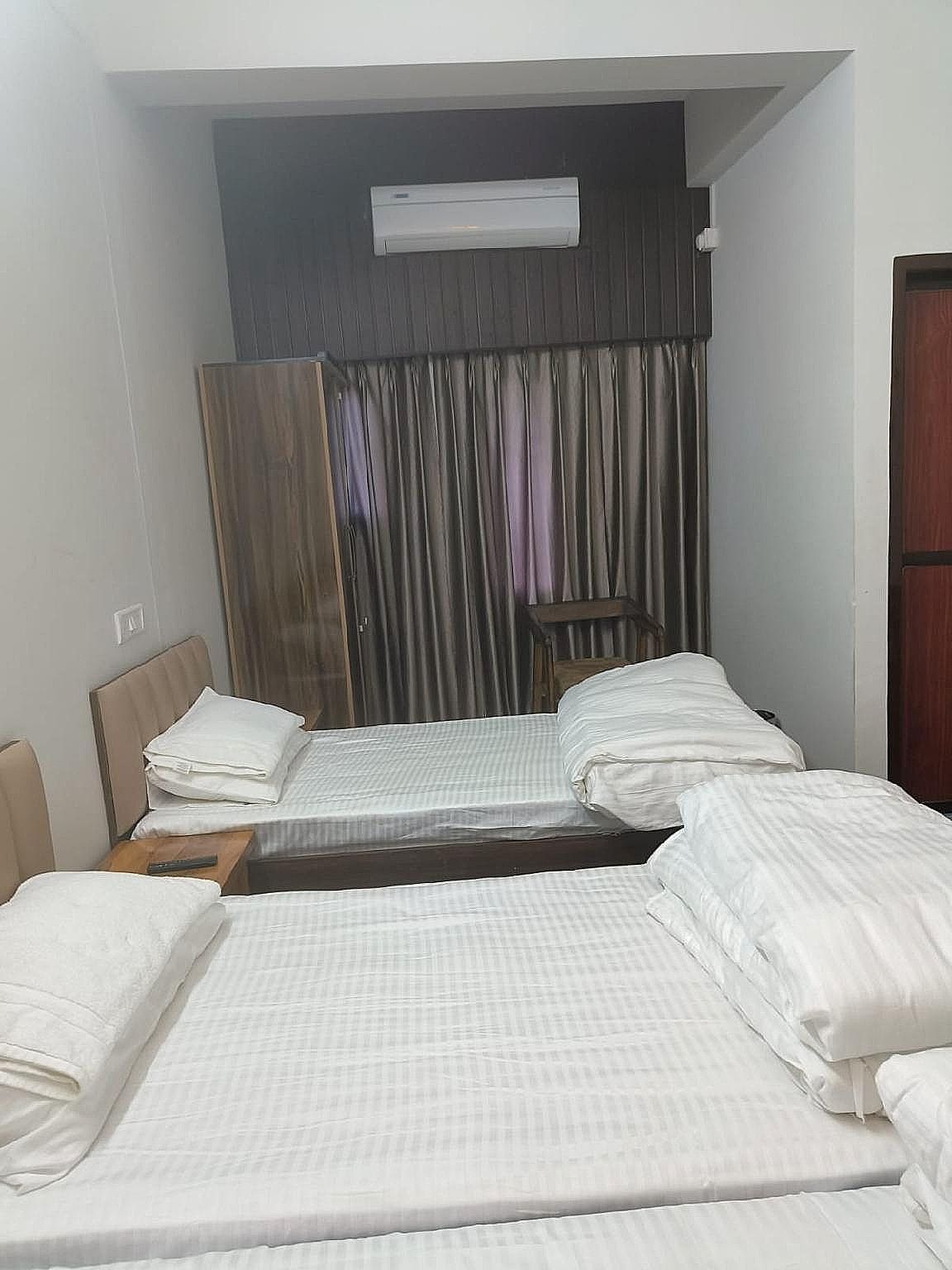 Triple Room