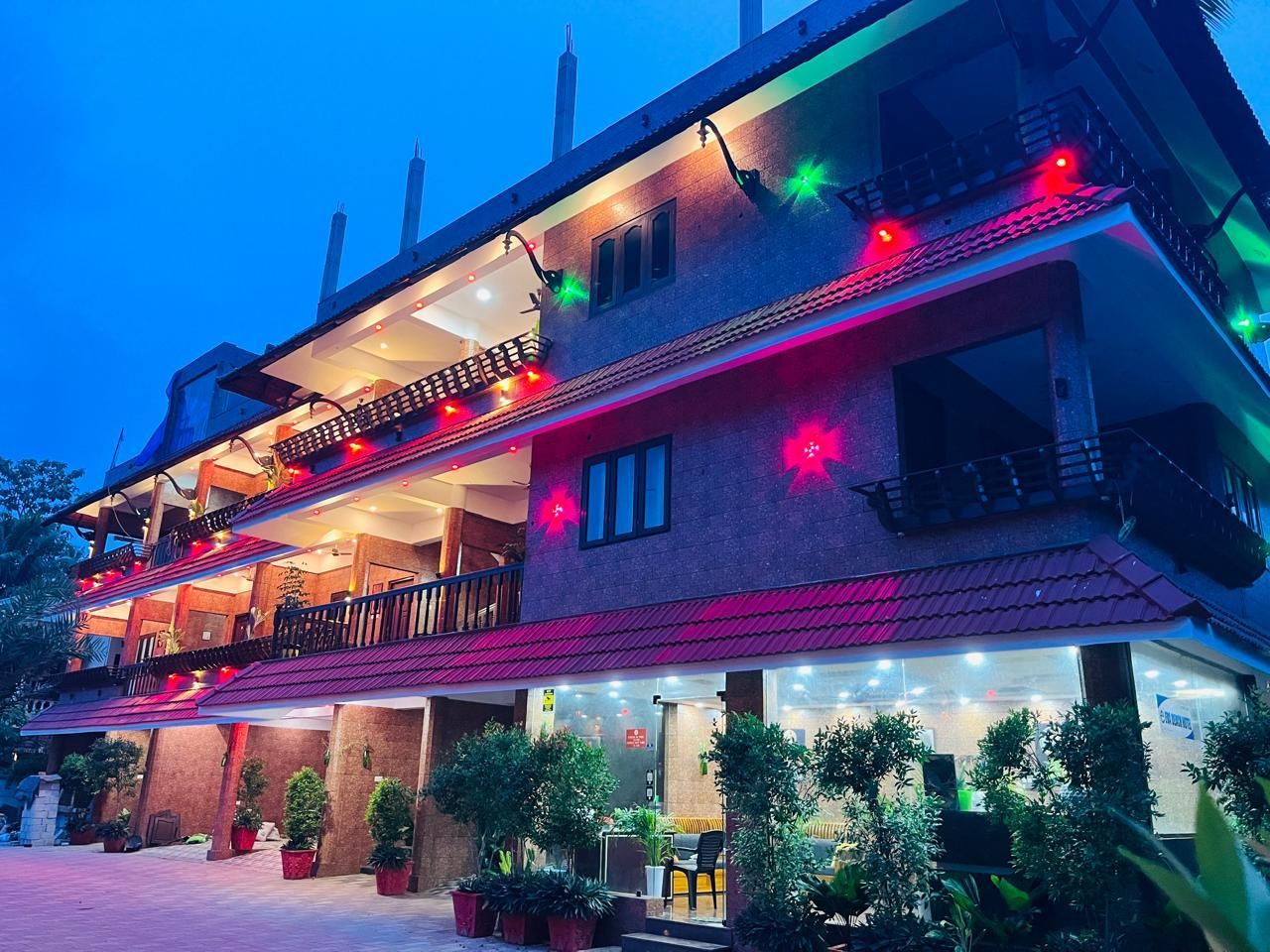 Eva Beach Hotel 