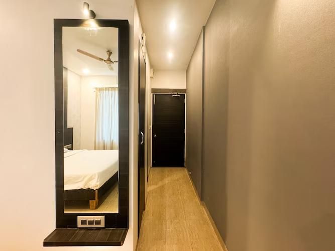 Zestin Hills Resorts Road Facing Deluxe Room 5