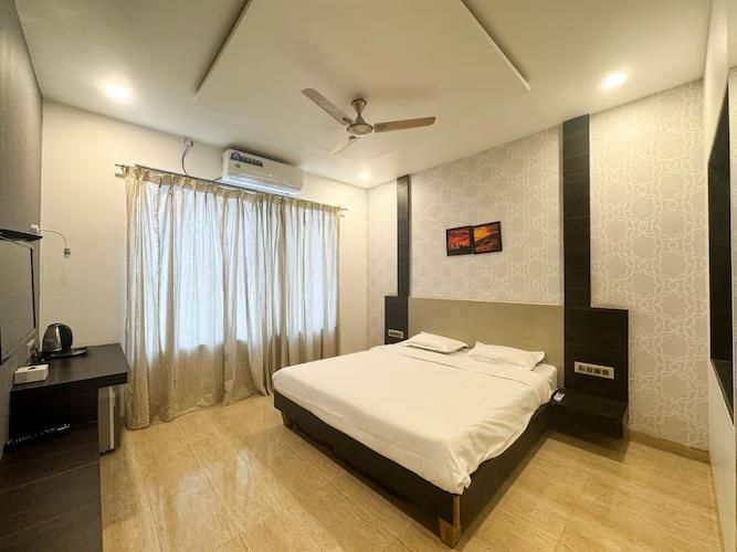 Zestin Hills Resorts Road Facing Deluxe Room