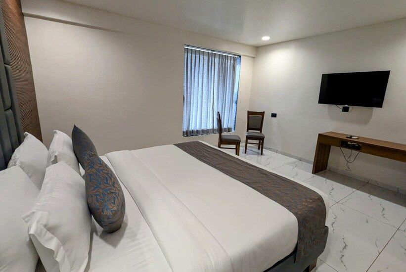 Hotel Majestic By NxtJen Hospitality Executive Room 3