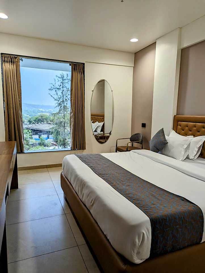 Hotel Majestic By NxtJen Hospitality Executive Room 9