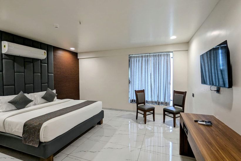 Hotel Majestic By NxtJen Hospitality Executive Room 5