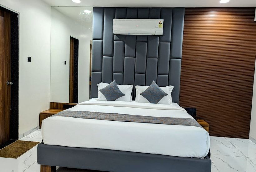 Hotel Majestic By NxtJen Hospitality Executive Room