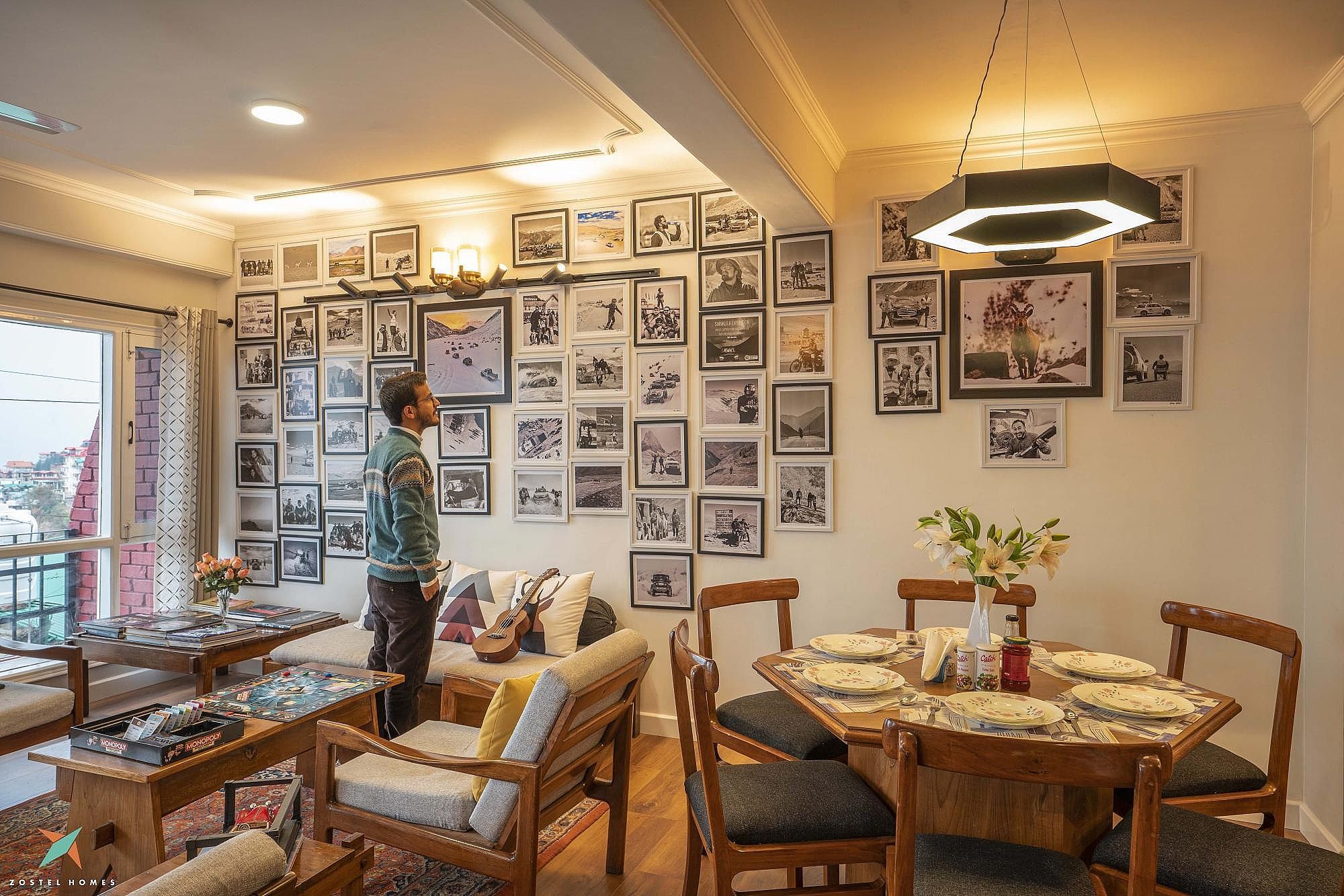 Shared lounge/TV area