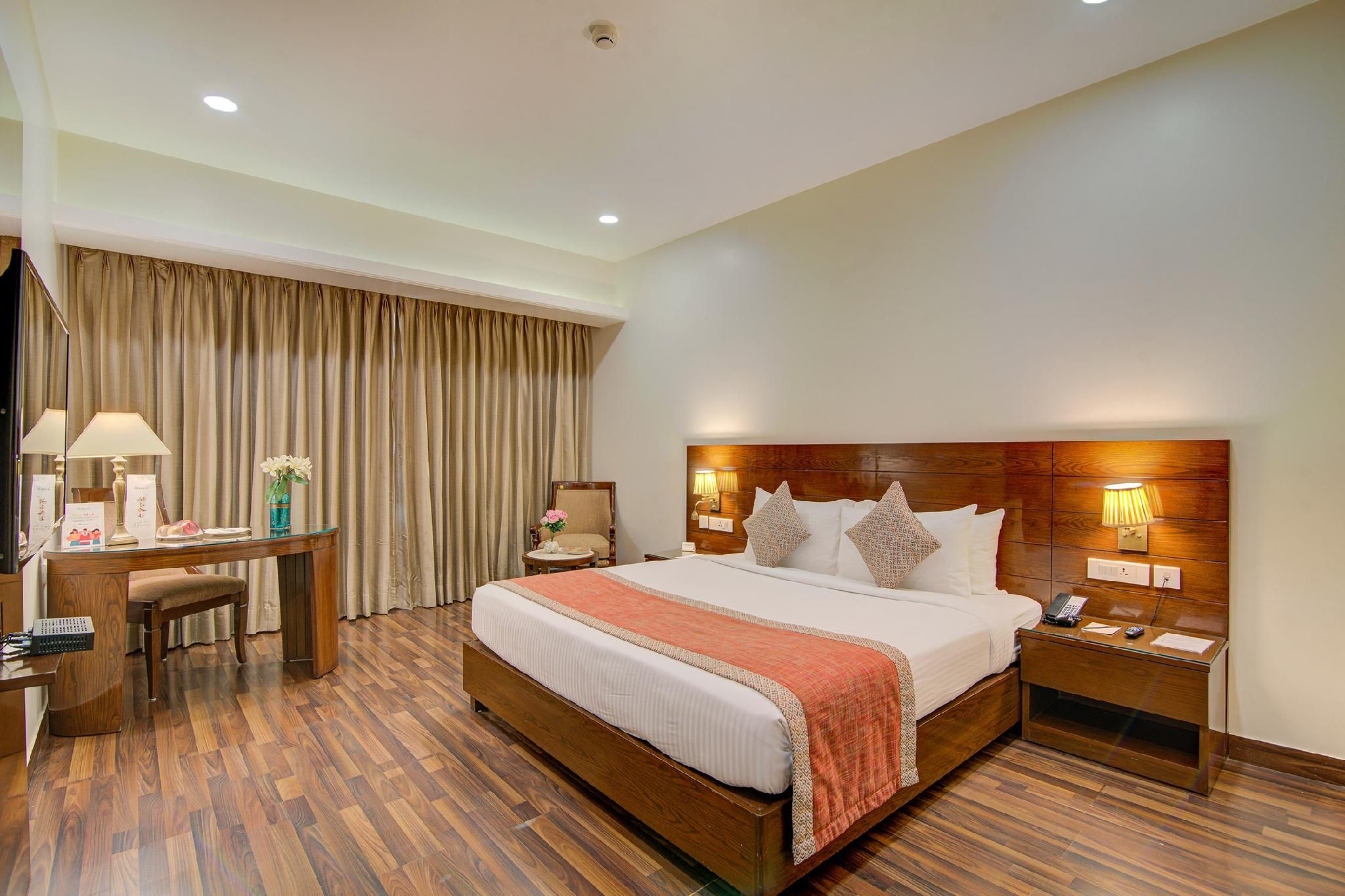 Executive King Room