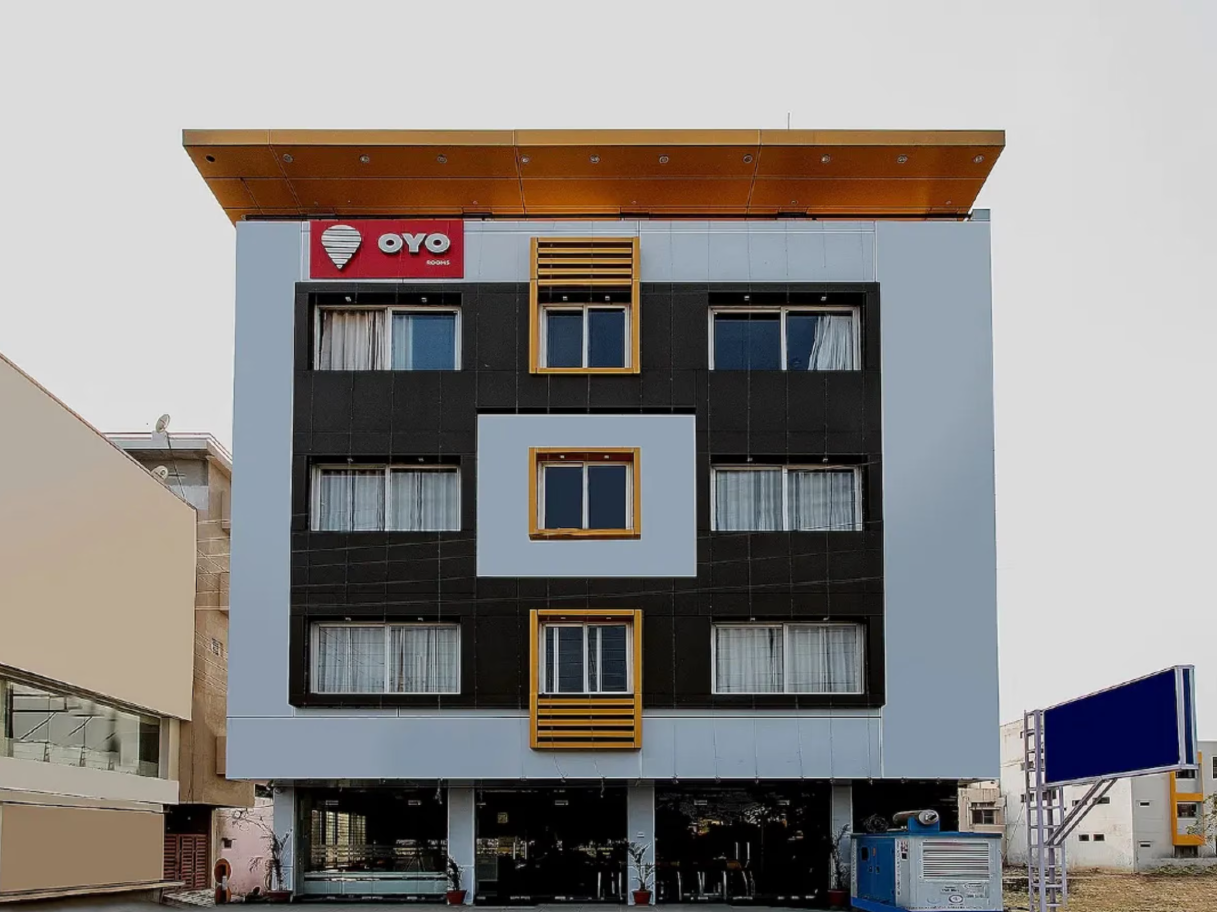 HOTEL CRYSTAL INN-Best 3 Star Hotel in Ujjain