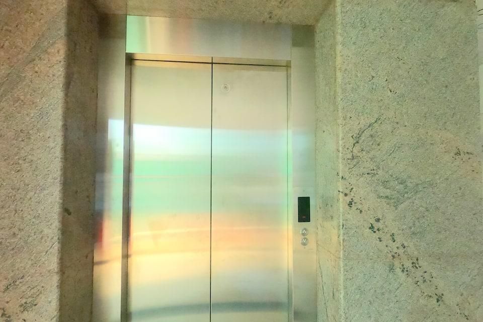 b820f72d9ce9df6d5358fbe1bc0361e2