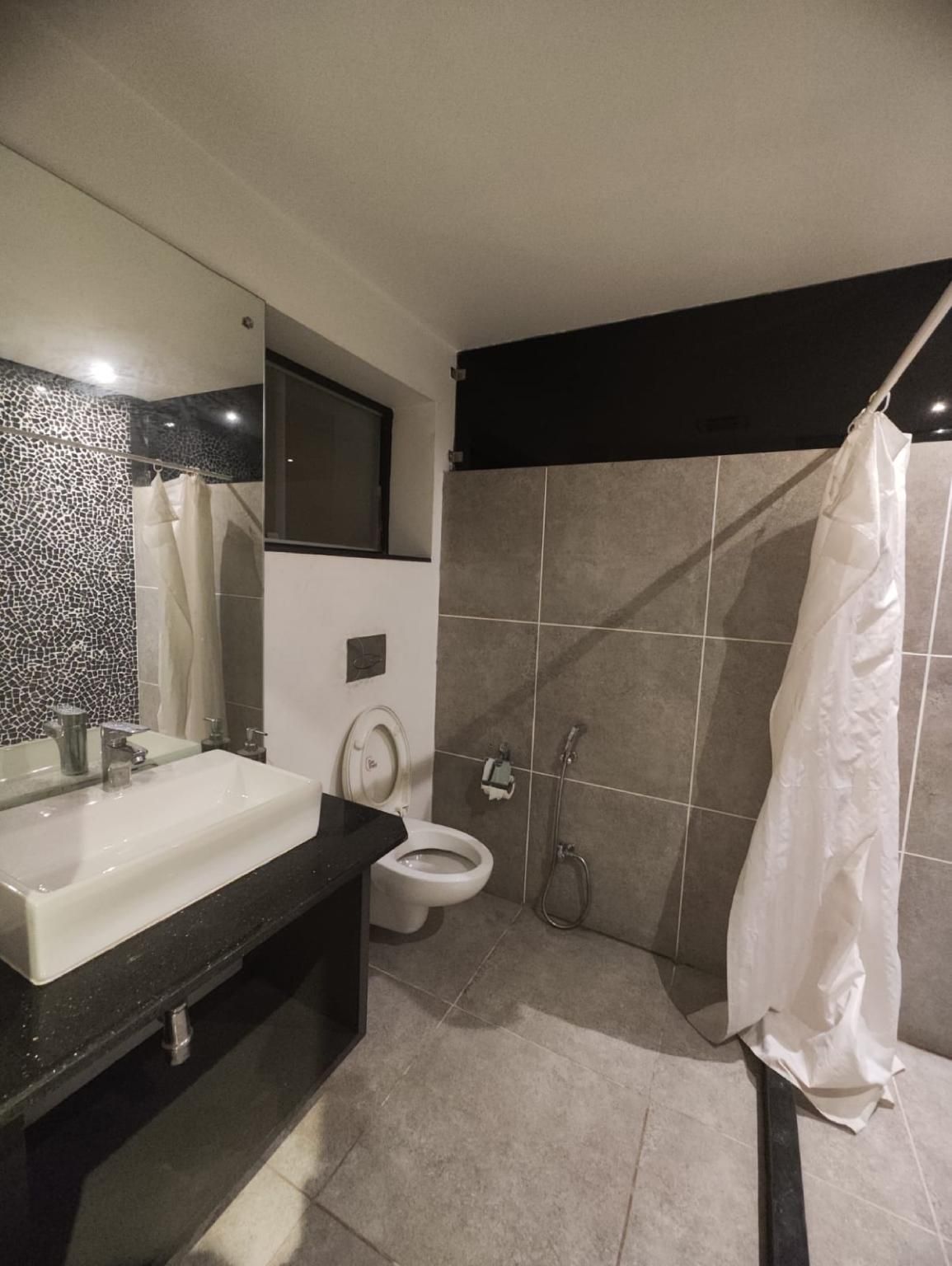 Dormitory Room - Mixed