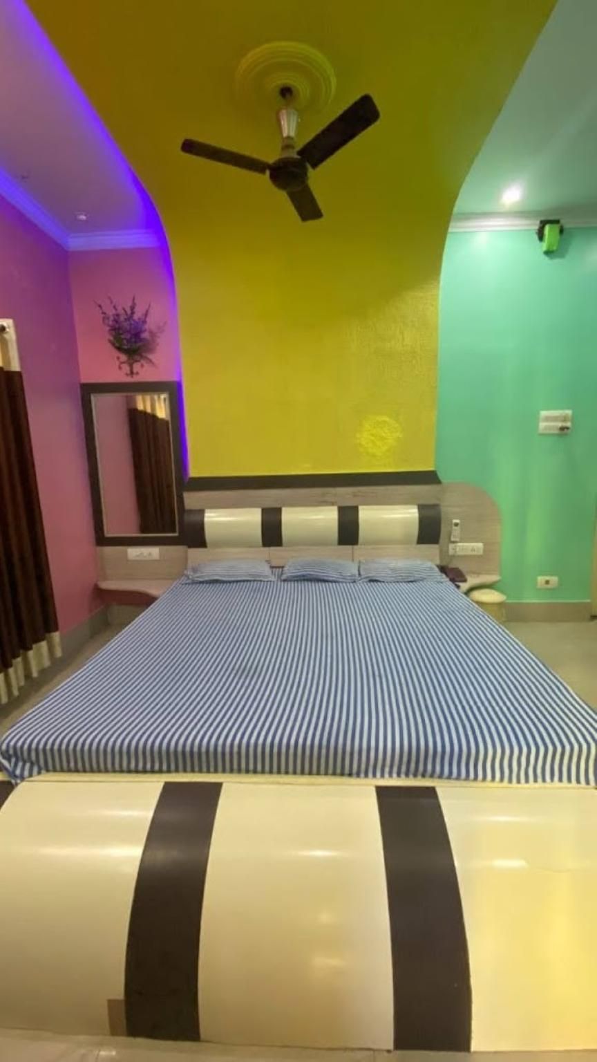Goroomgo Raj Sonia Digha Deluxe Air Conditioning Room