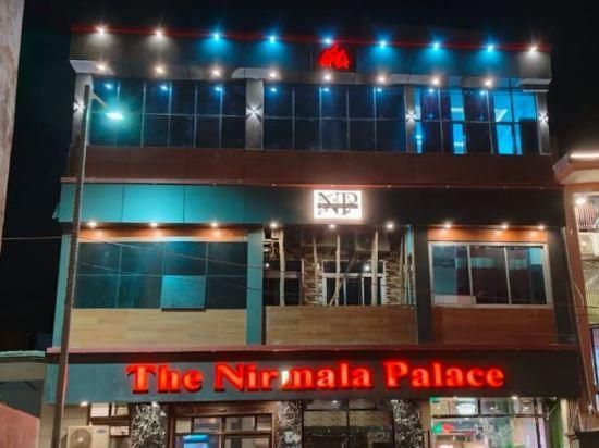 Goroomgo Nirmala Palace Ayodhya