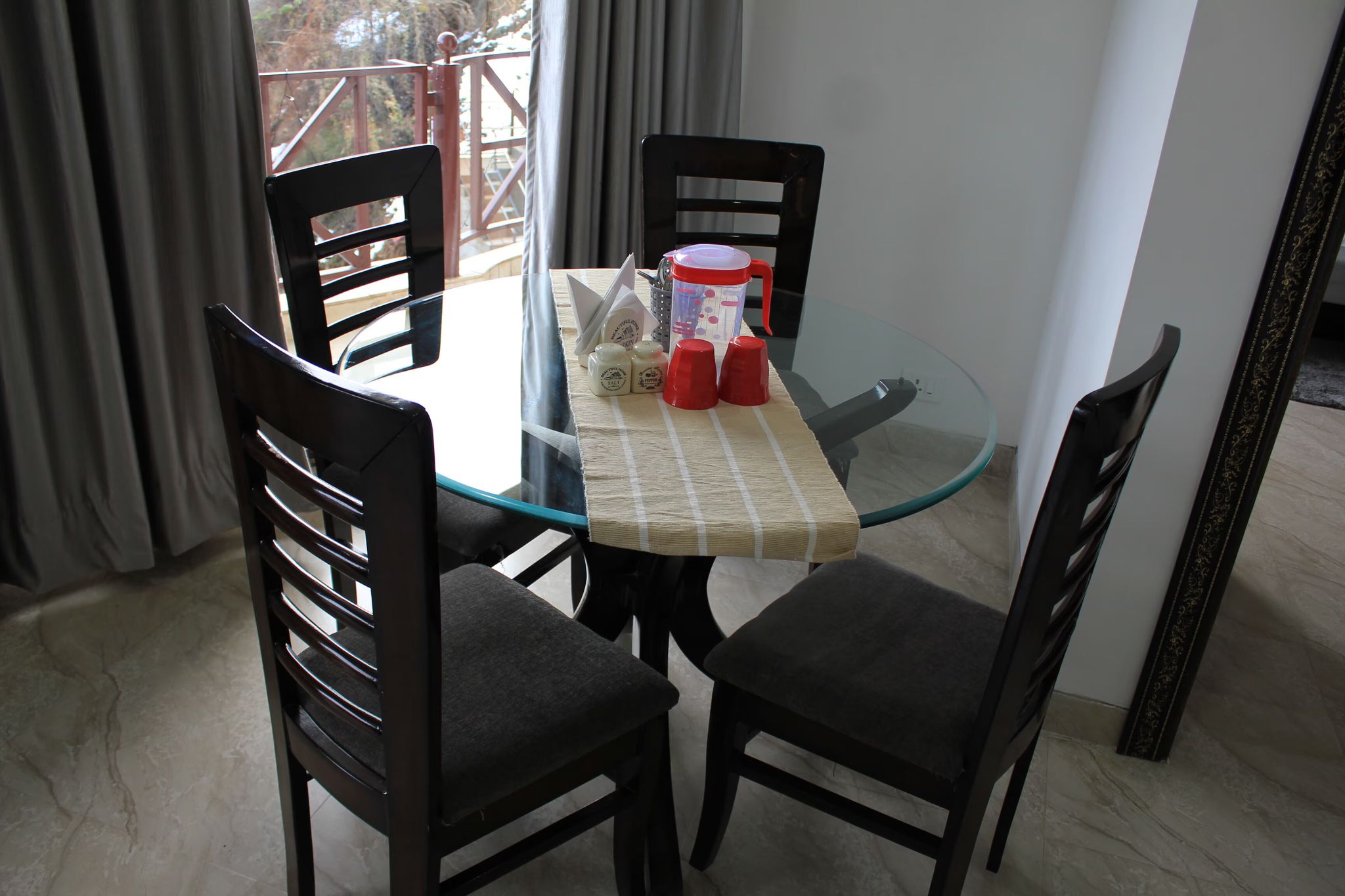 Silverpine Apartment & Homestay