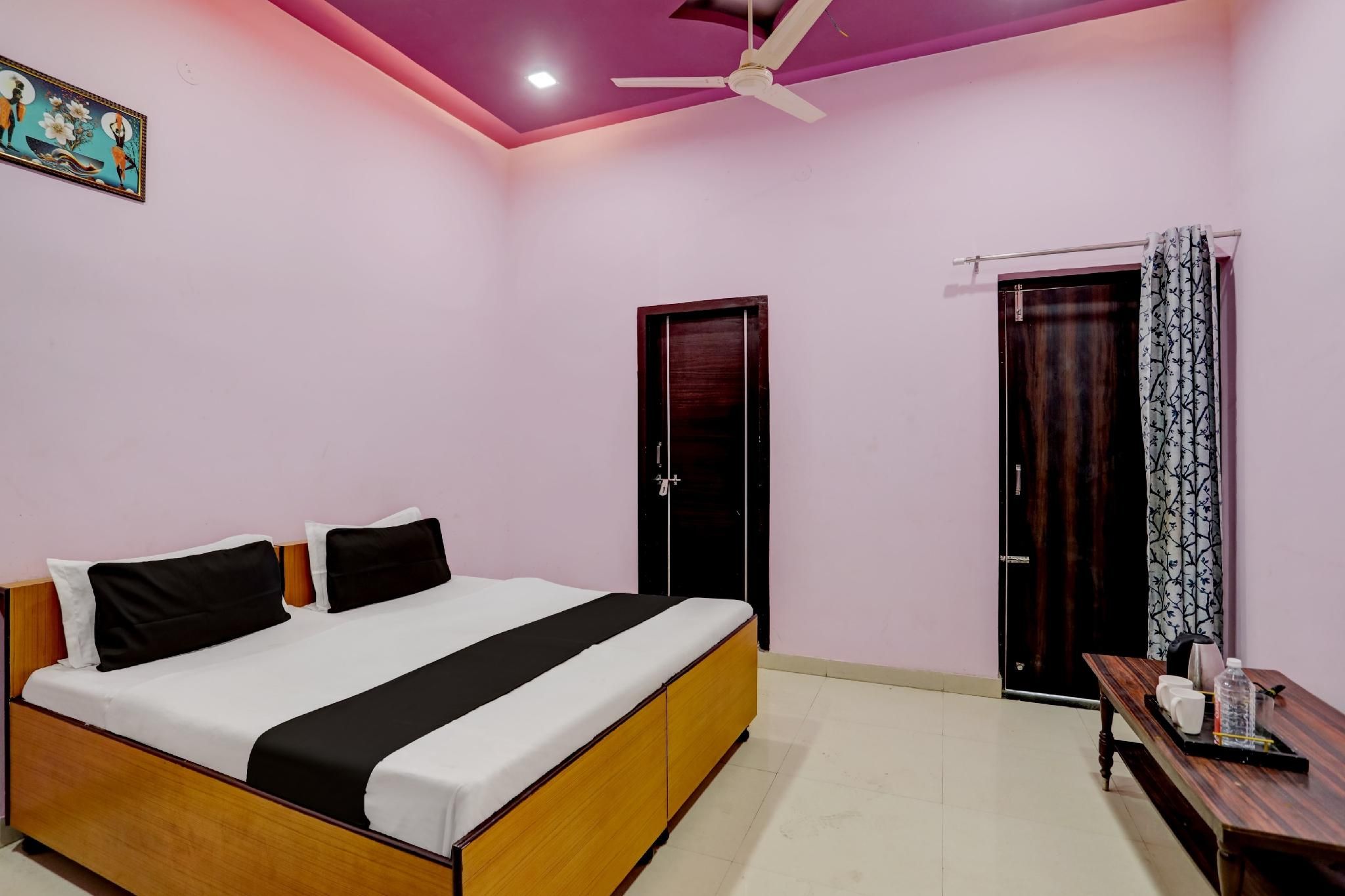 Collection O Hotel Dev S Villa