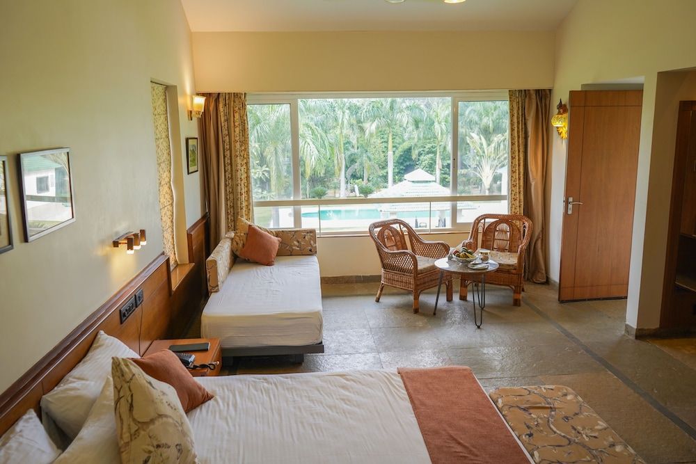 Village Machaan Resort Luxury Villa 2