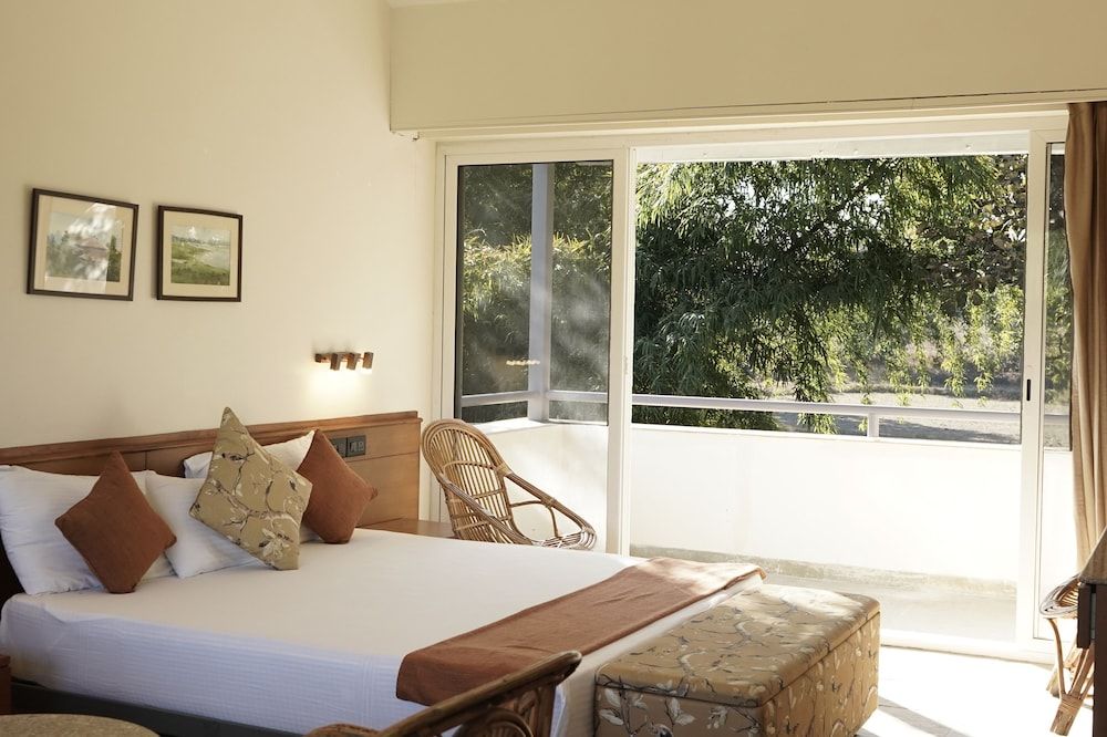 Village Machaan Resort Luxury Villa 5