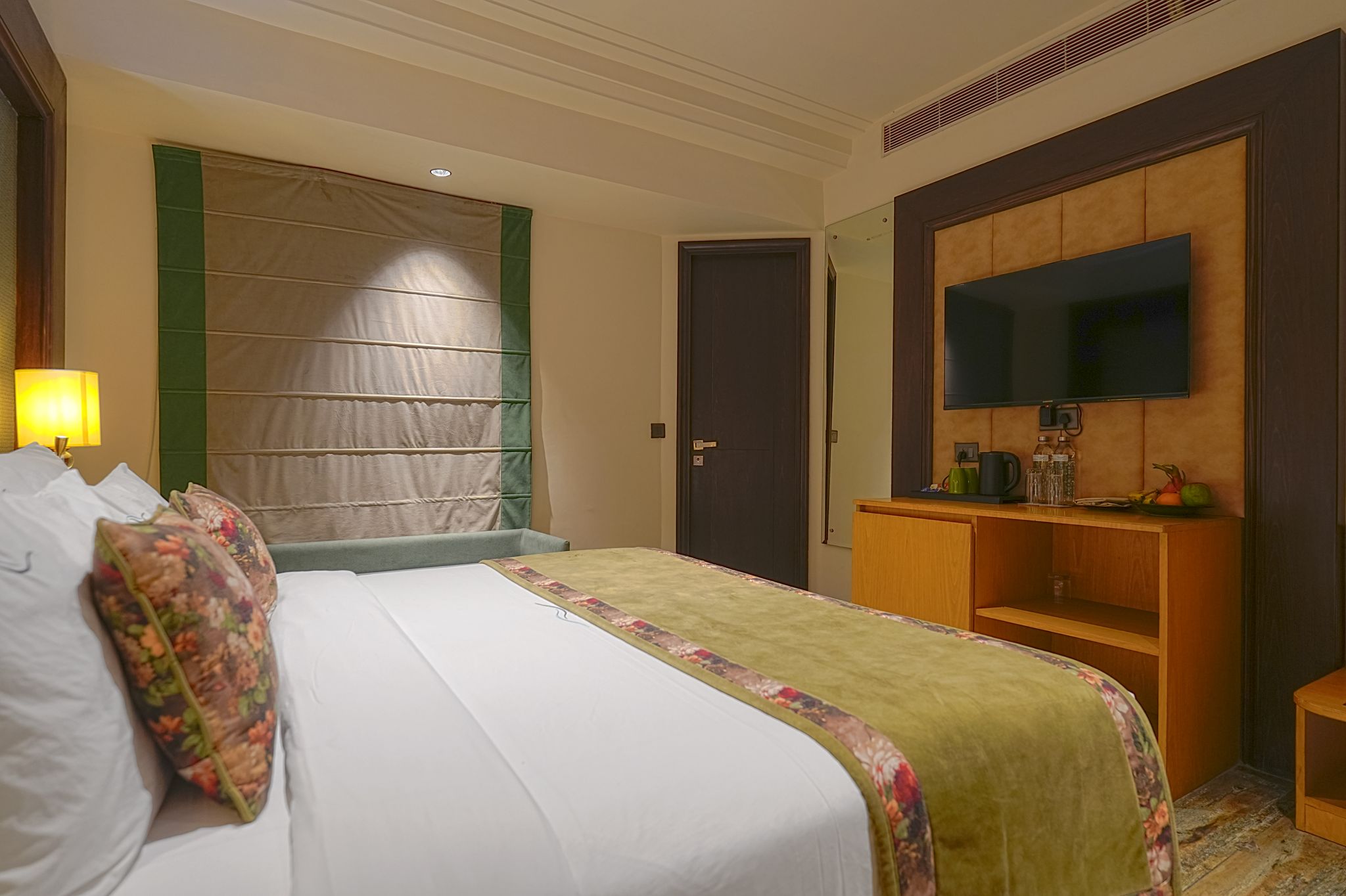 BluSalzz Residence Amritsar Deluxe Room 5