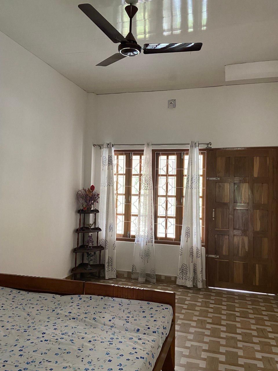 Economy Family Room