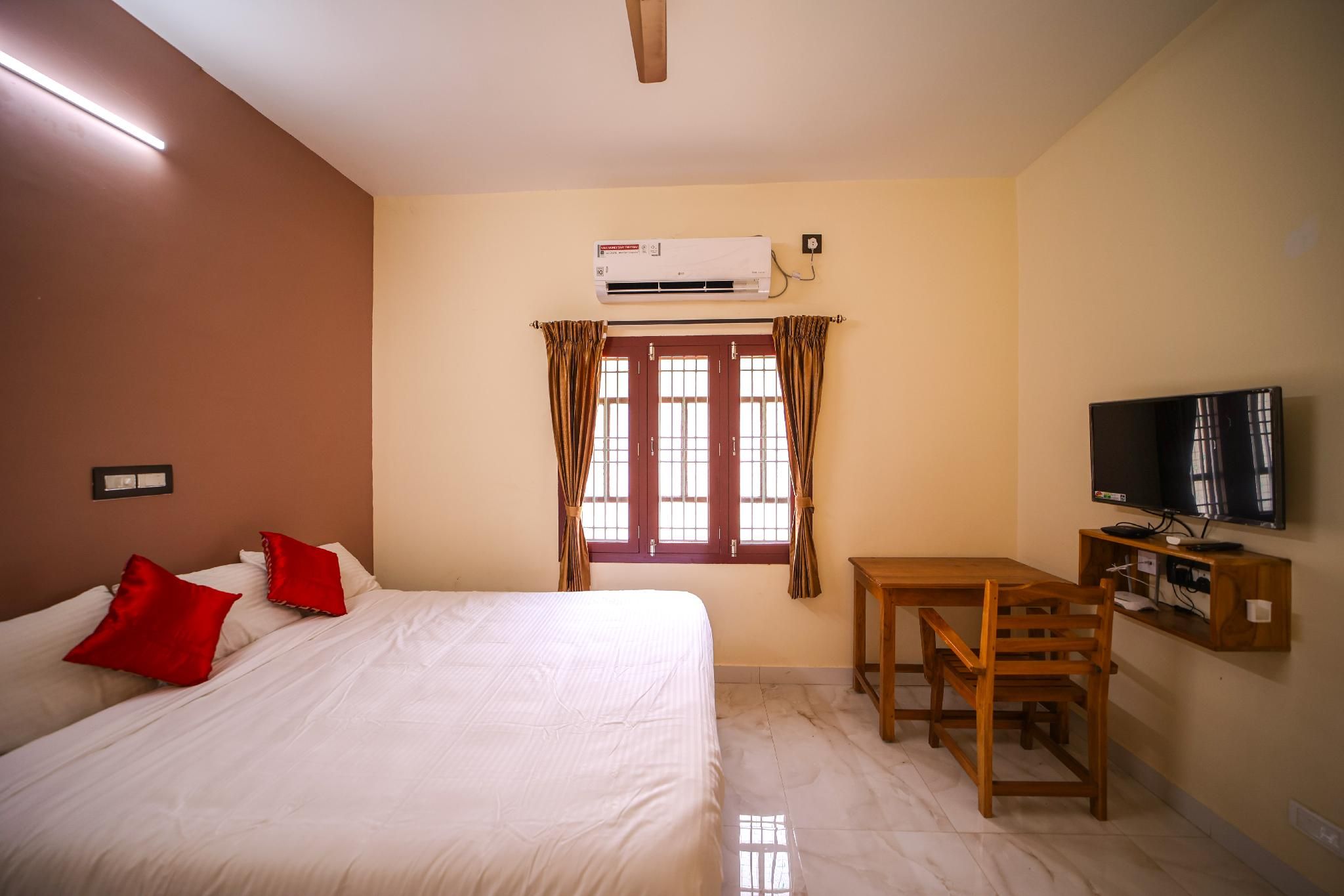 The Pothigai Palace Executive Room 2