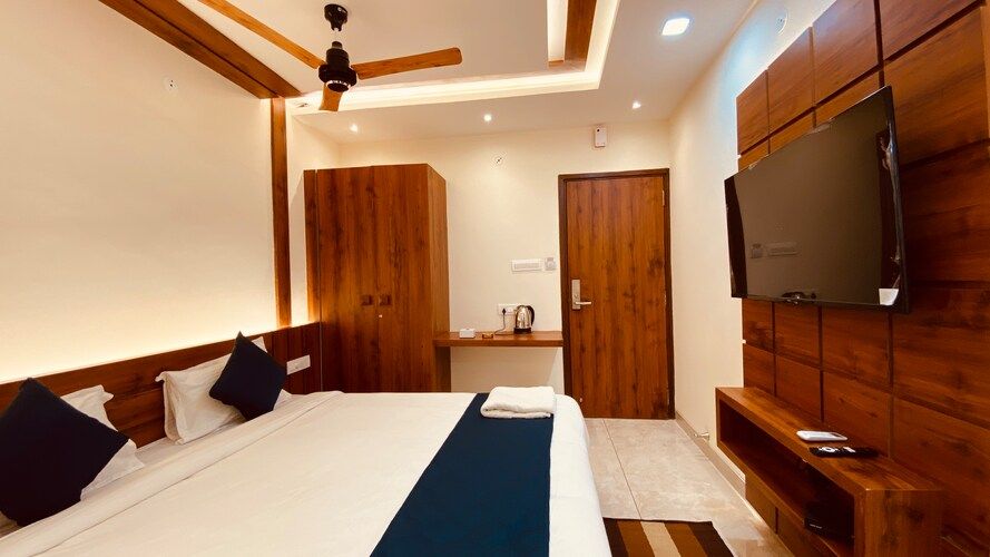 Hotel Rudraksha Super Delux Room