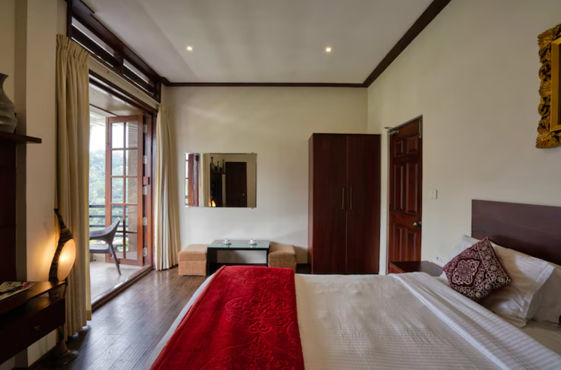 Heavens Gate Holidays Deluxe Room With Covered Balcony 3
