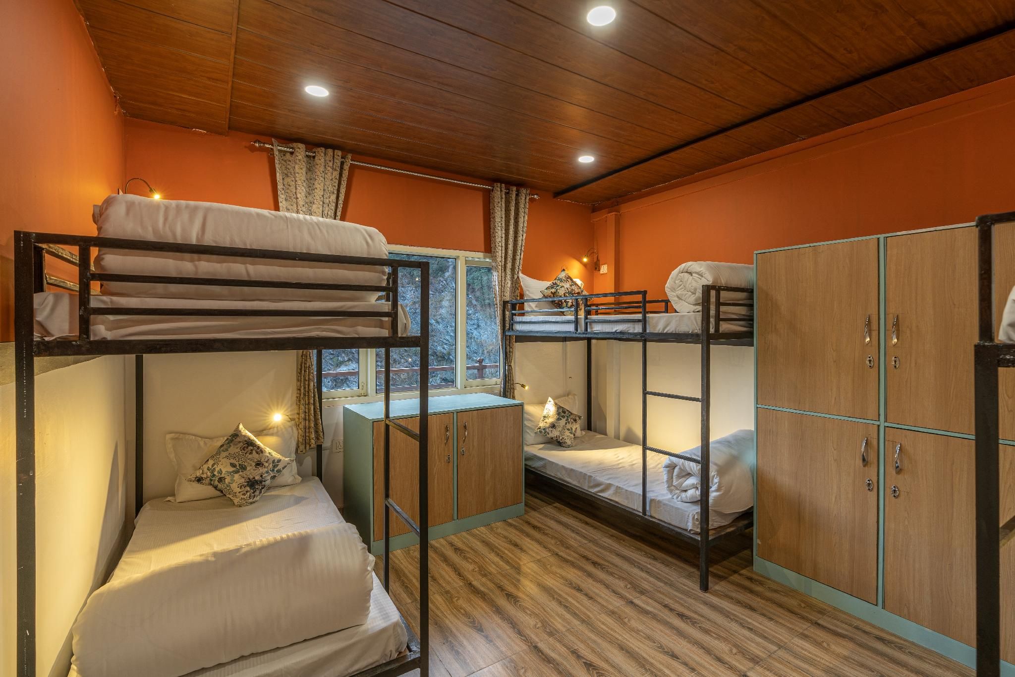 1 Person in 6-Bed Dormitory - Mixed