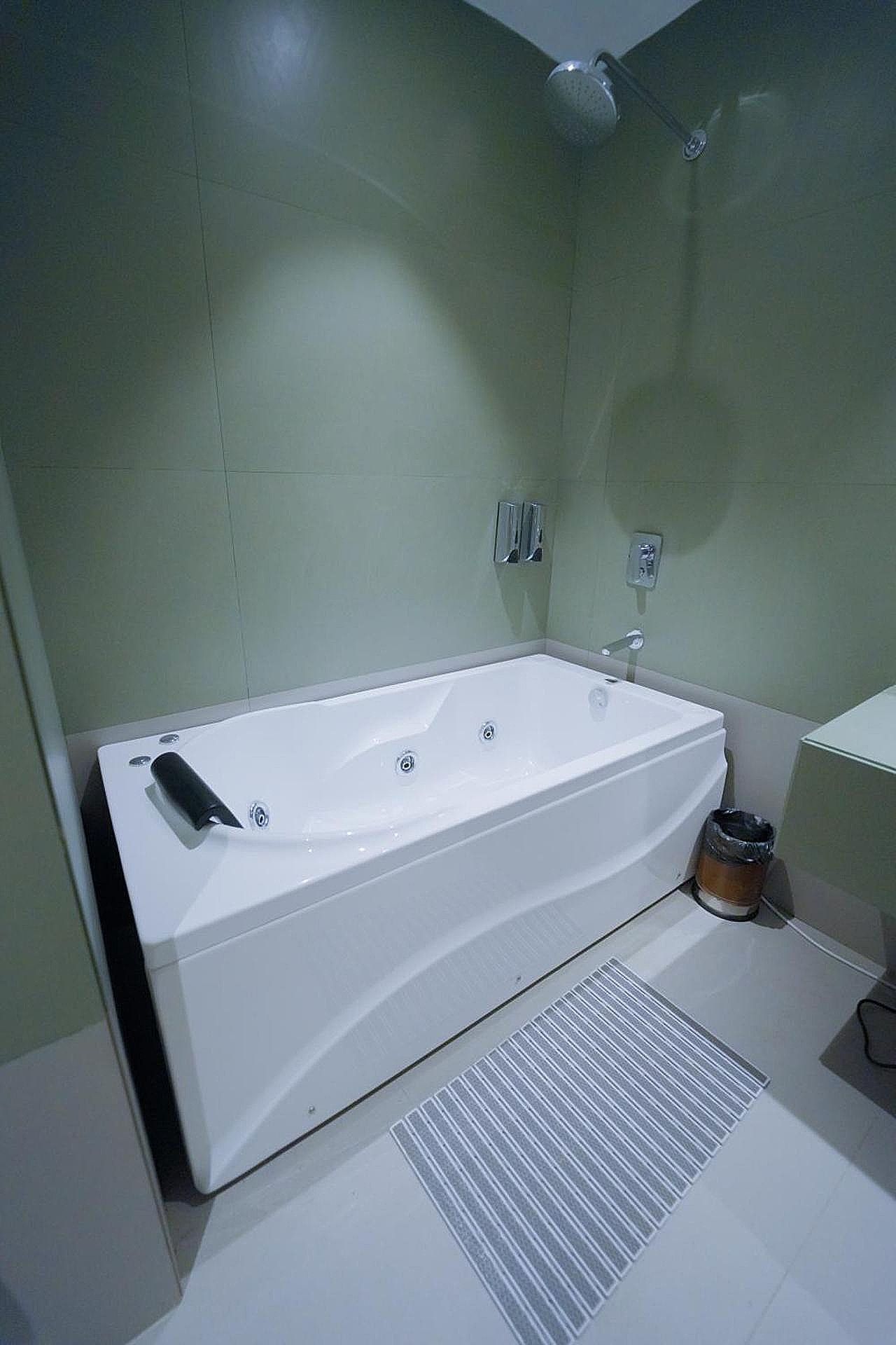 Pride Inn Double Room 4