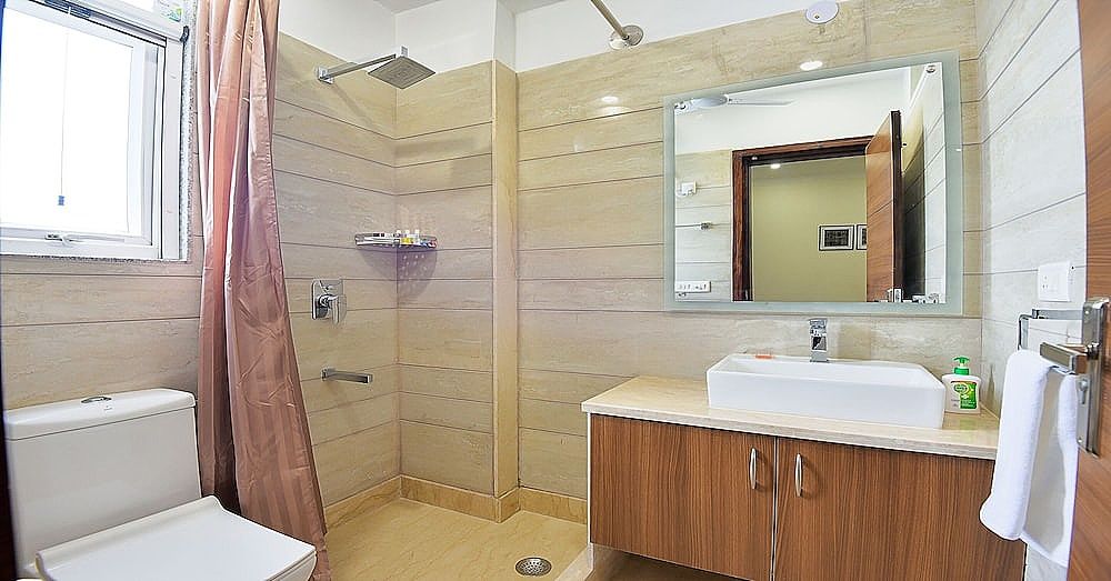 BluO Studio 2 GolfCourseRoadGymBalcony Luxury Apartment 8