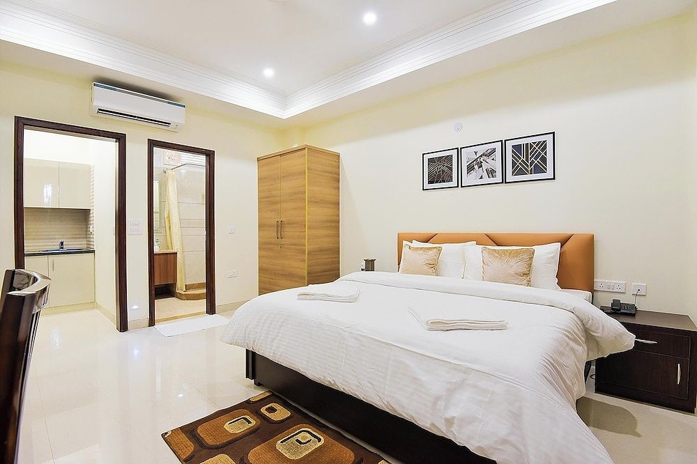 BluO Studio 2 GolfCourseRoadGymBalcony Luxury Apartment 2