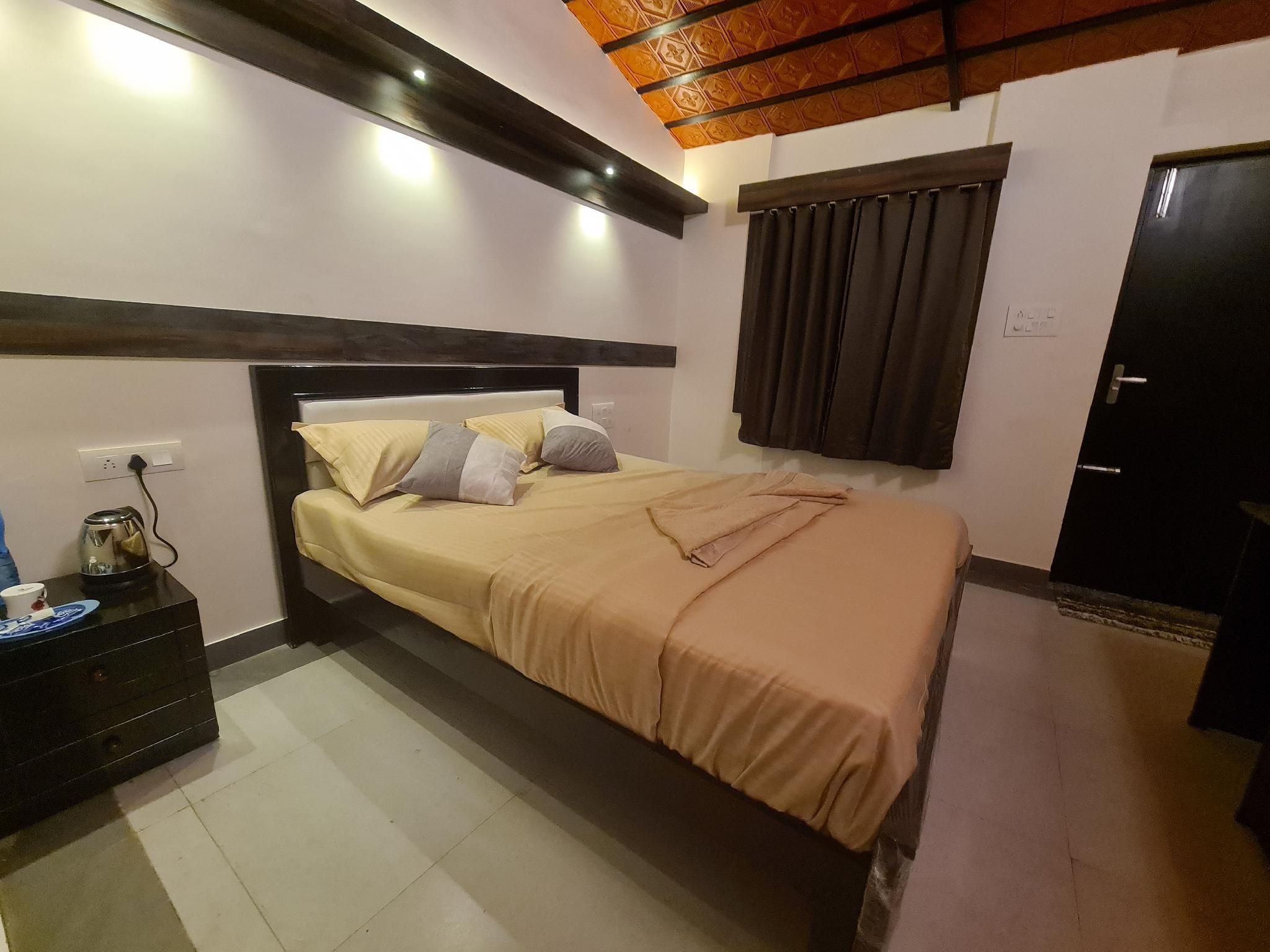 Nature Adventure Camp Double Room