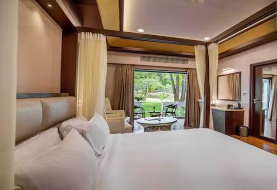 Black Thunder Resort - Mettupalayam Suite Room 7