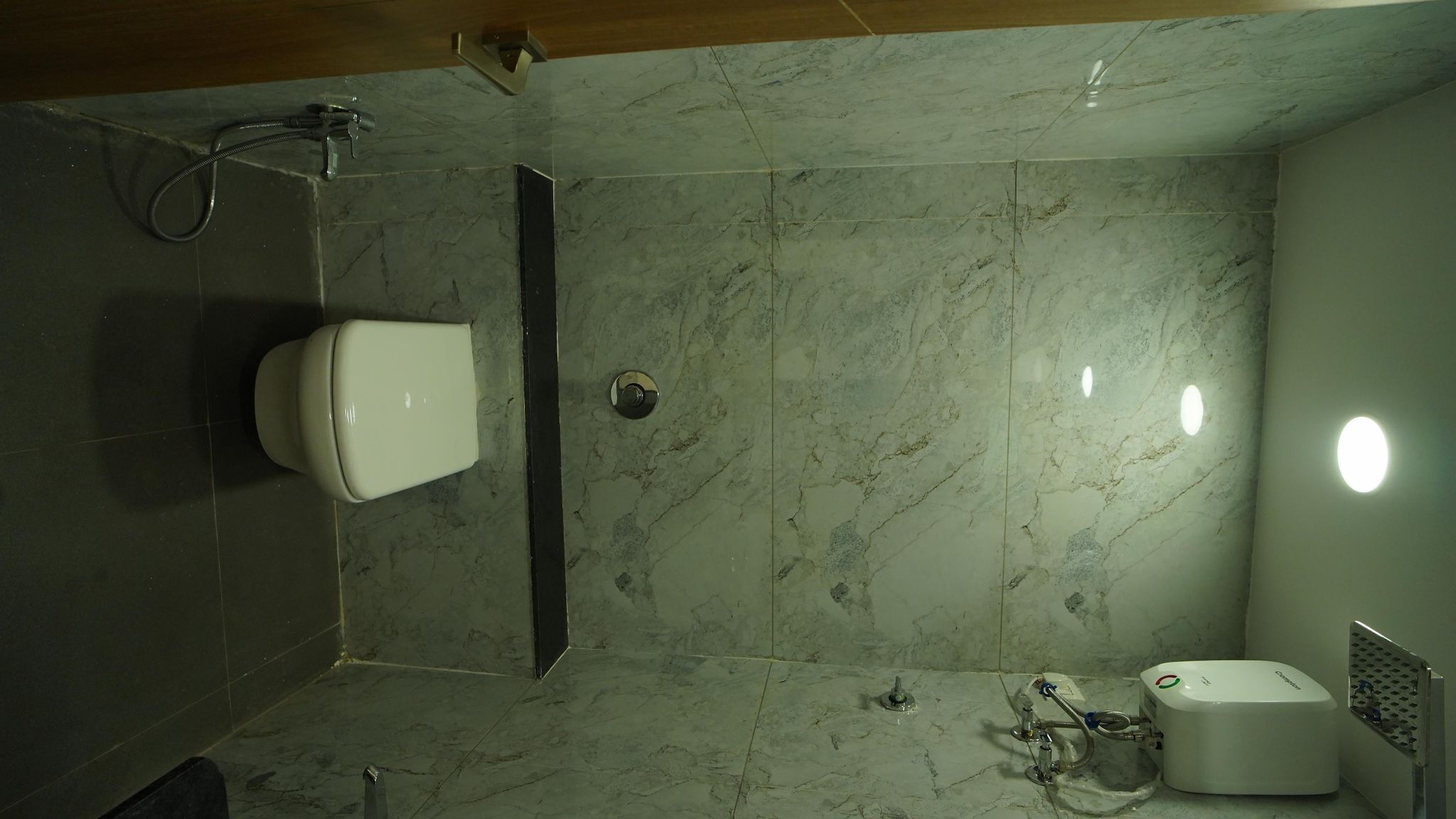 HOTEL RICHIE RICH DELUXE QUEEN ROOM 4