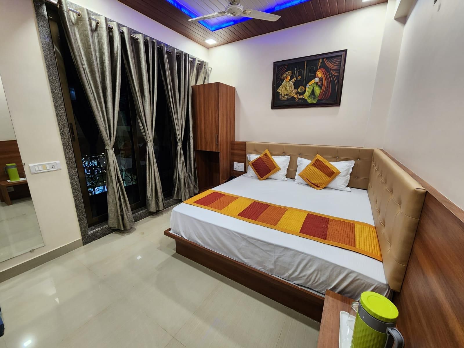 Super Deluxe Room with Balcony