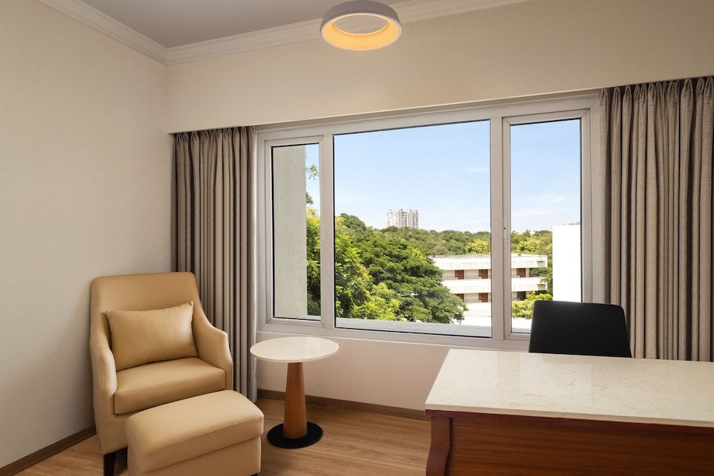 Courtyard by Marriott Tiruchirappalli Room, 2 Twin Beds 8