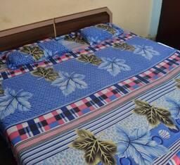 Deluxe Double - 1 King Bed