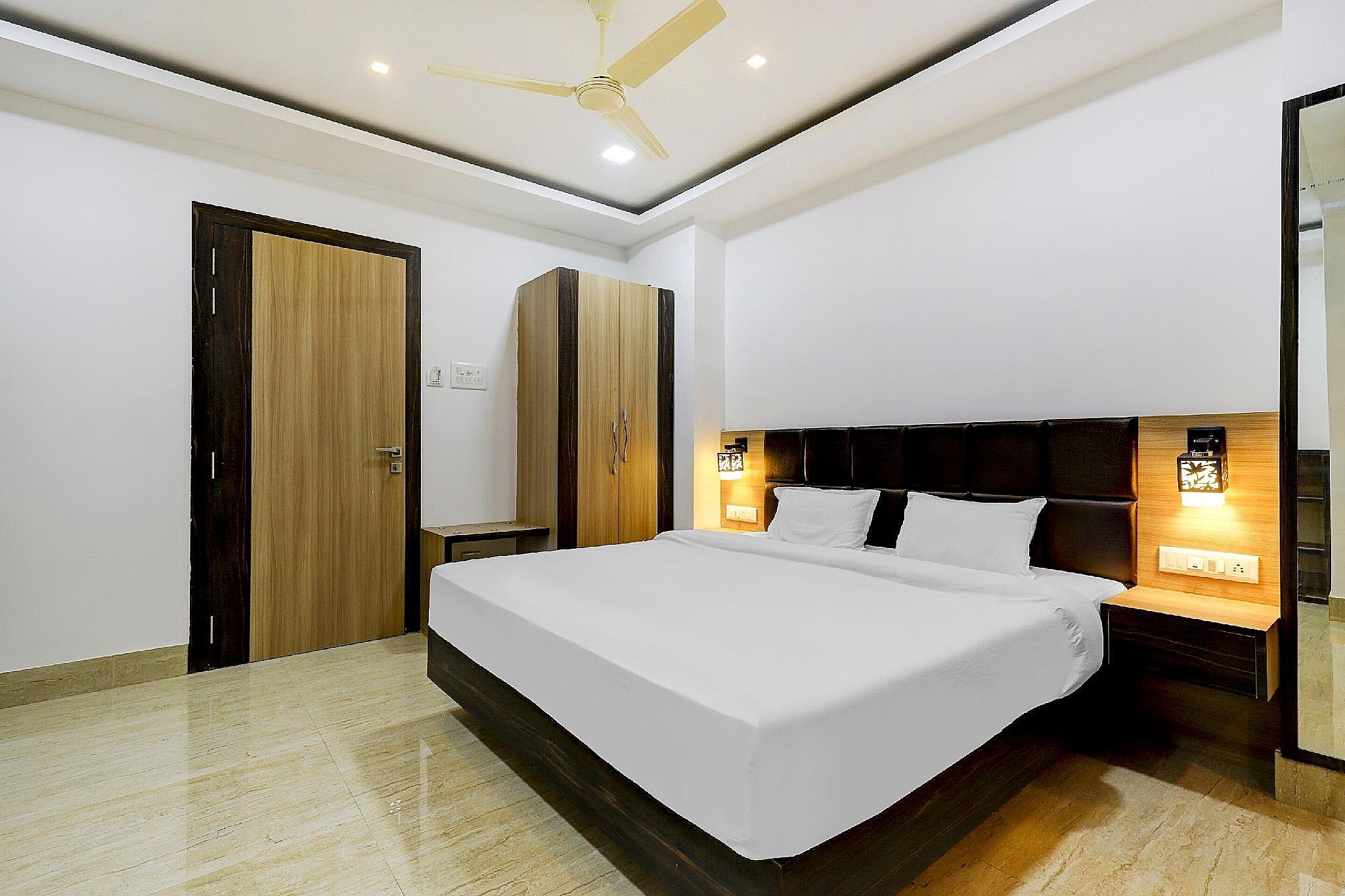 Deluxe Double or Twin