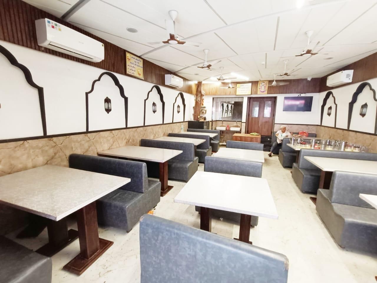 Hotel Kant by GoHotels - Near Shree Dwarkadhish Temple lobby