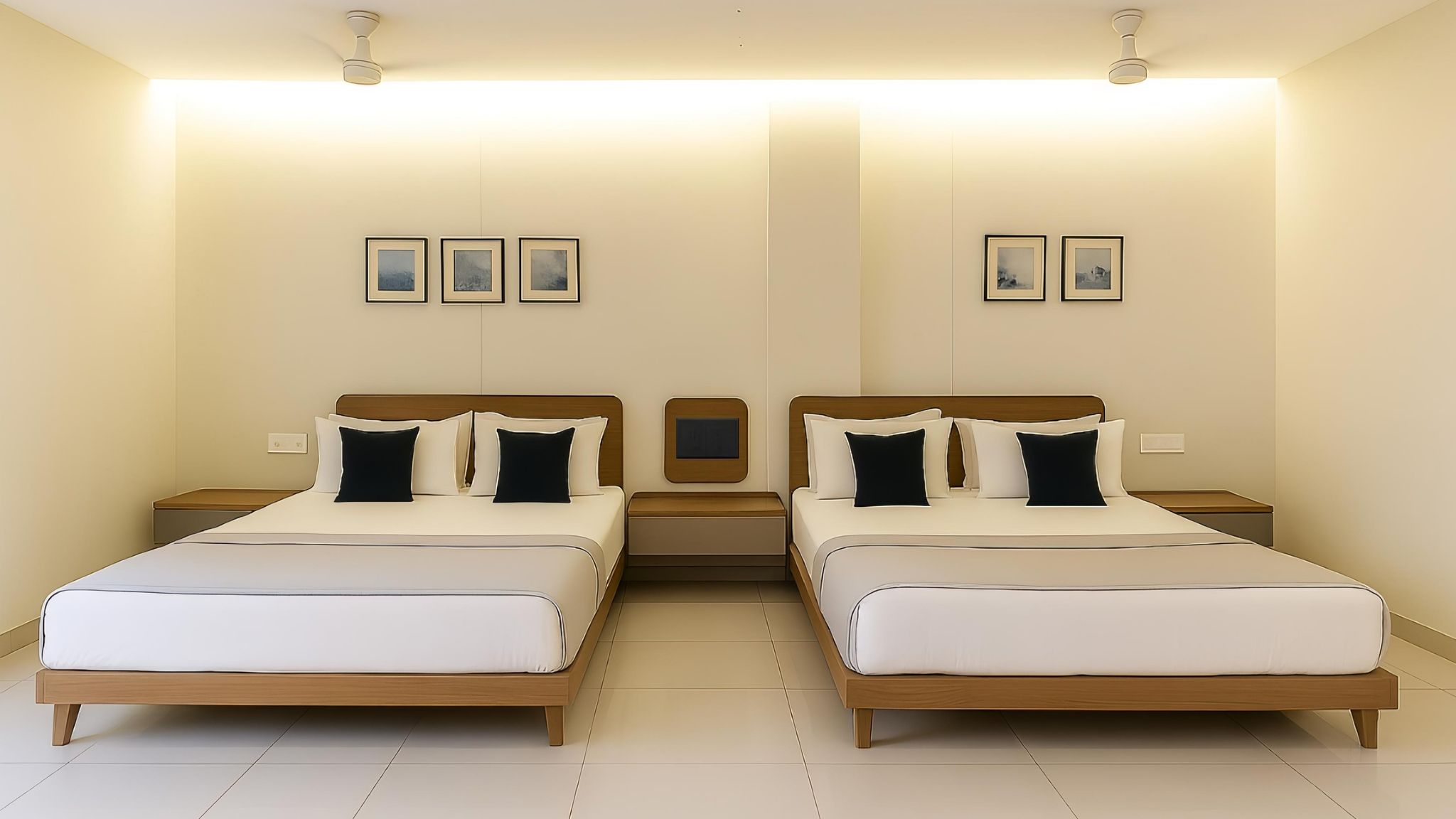 Royal Family Room (Four Bed)